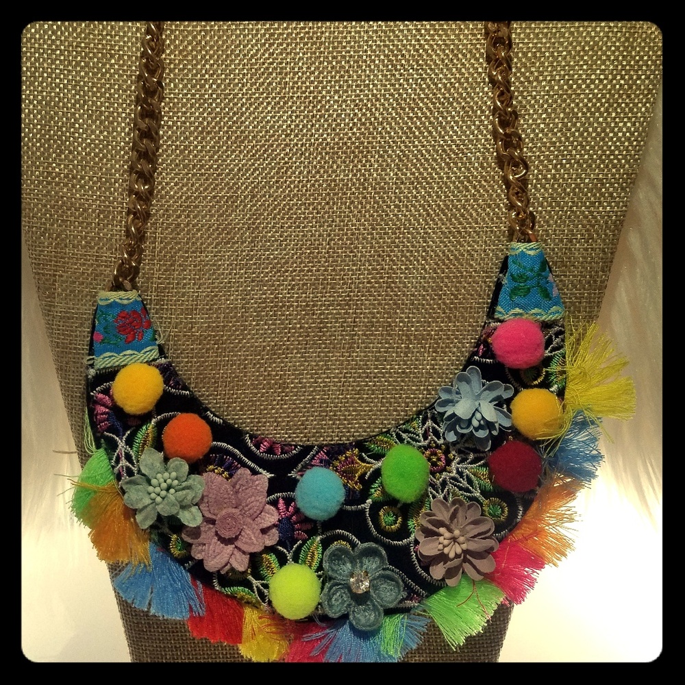 Trendy necklace